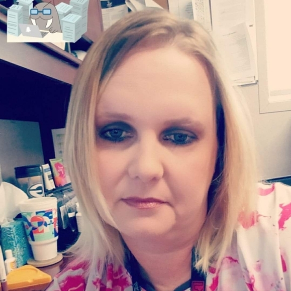 Meet your Posher, Ronnie - Picture 2 of 3